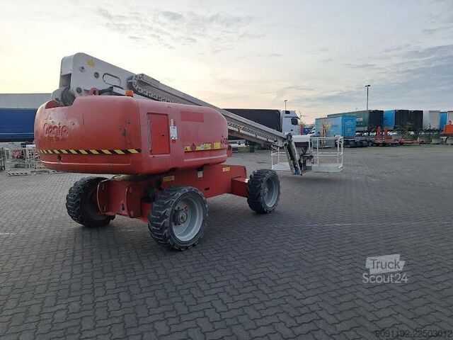 منصة تلسكوبية Genie S-65