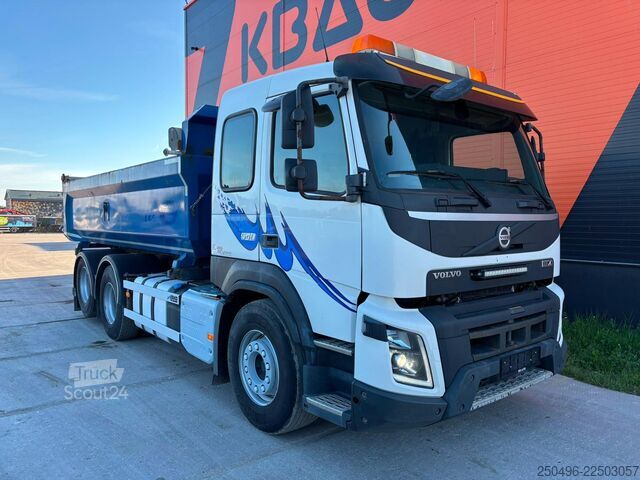 Benne Volvo FMX 540 6x4 TANDEM AXEL LIFT / SIDE TIPP