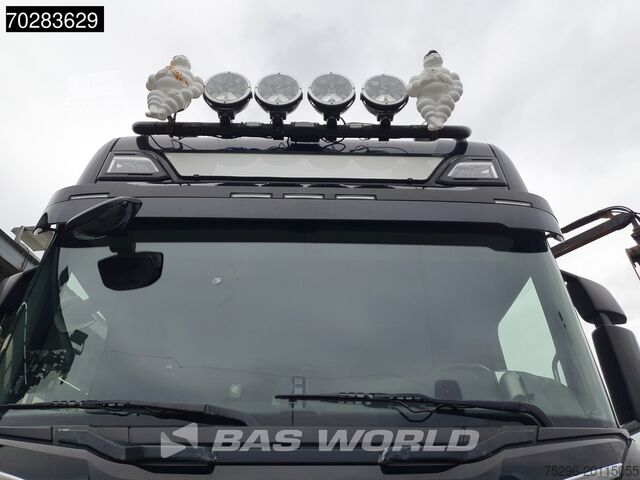 Transportador de madera Scania S650 S 6X4 Tajfun LIV100K Kran Holztransport Re...