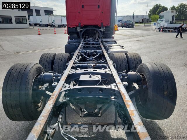 Châssis avec cabine Mercedes Actros 2548 Actros 6X2 BigSpace Retarder PTO Li...