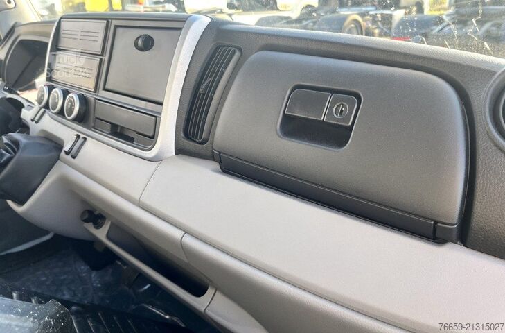 Üç taraflı damperli kamyon MITSUBISHI Canter  3S13/25 Cab S