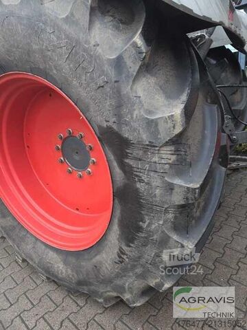 Traktor Fendt 826 VARIO SCR