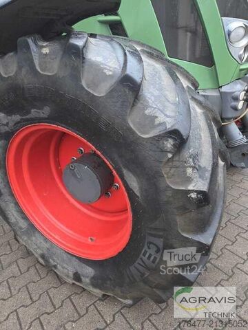 Traktor Fendt 826 VARIO SCR