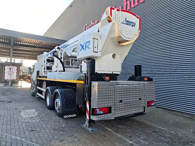 Hebebühne Scania P360 6x2 Bronto Skylift S56XR