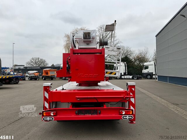 Hebebühne DAF FA 45 CF 220 Klaas 34 meter Dachdeckerkran