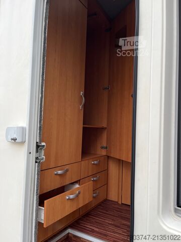 Teilintegriertes Wohnmobil Euramobil Terrestra 530 MS