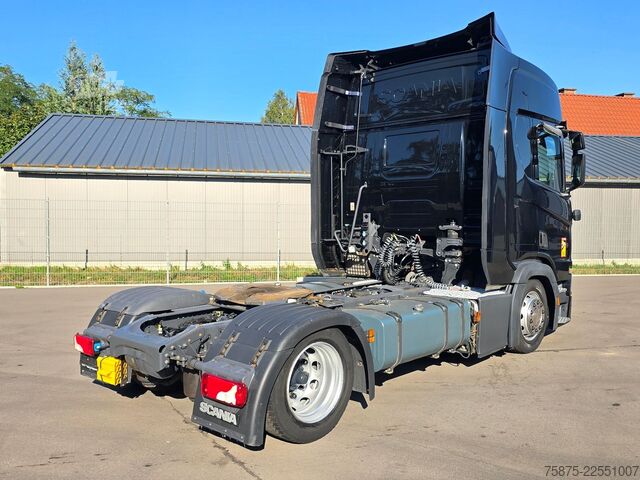Volume tractor unit SCANIA R 450 Highline Lowliner *Retarder *Standklima