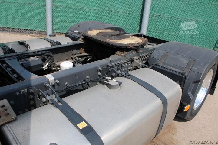 Volumen SZM VOLVO FH 500 4x2 LL GlobeXL RETARDER 2 x Tank Nr.: 126