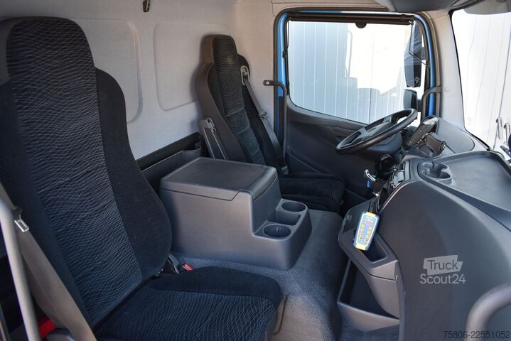 LKW mit Kofferaufbau MERCEDES-BENZ Atego 1230 4x2 E6 Koffer LBW