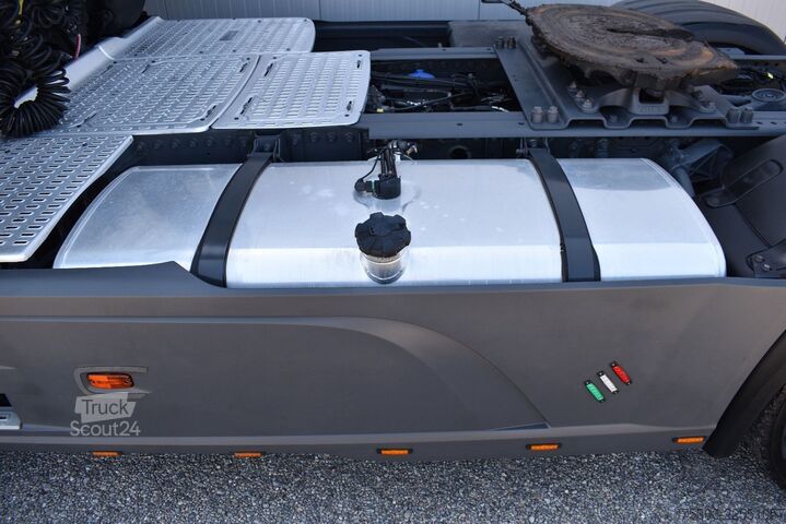 وحدة جرار قياسية DAF XF 530 XXL Retarder