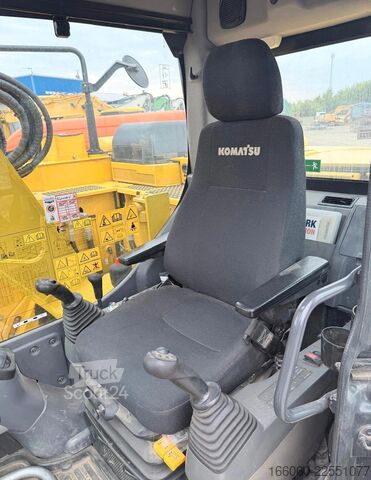 Excavatrice à chaînes KOMATSU PC138US-11