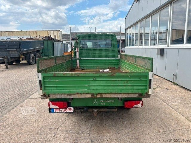 Fourgon pick-up MERCEDES-BENZ Sprinter 313 CDI Pritsche Kran