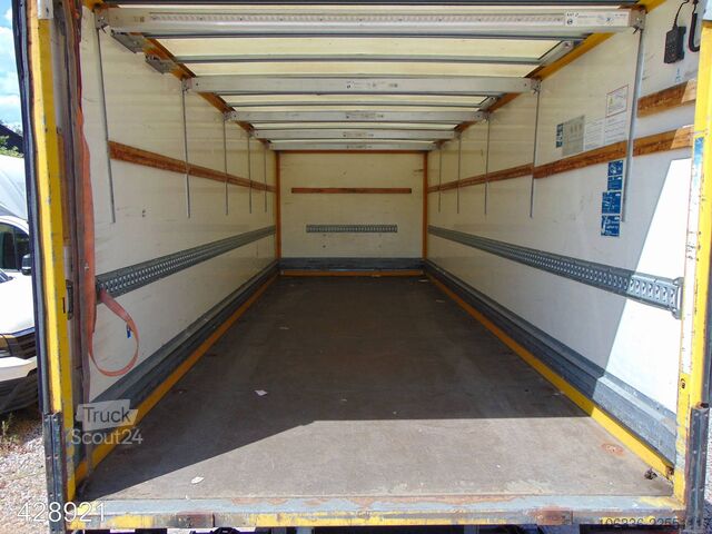 Vrachtwagen met bakwagen IVECO EuroCargo ML 120 E 28 LBW-AHK-COC