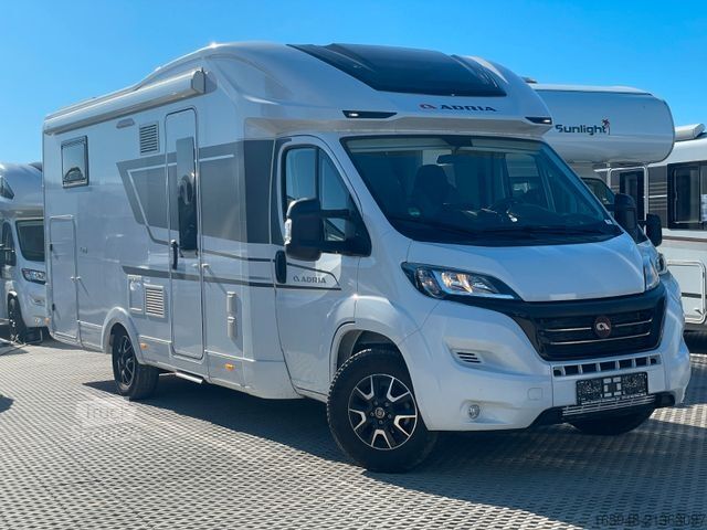 Półzintegrowany kamper ADRIA CORAL 670 SL AXESS | Top Gepflegt - Mietflotte