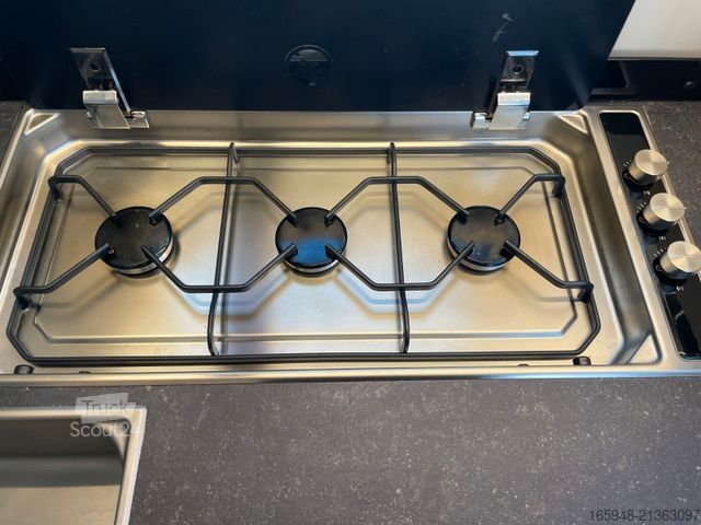 Półzintegrowany kamper ADRIA CORAL 670 SL AXESS | Top Gepflegt - Mietflotte