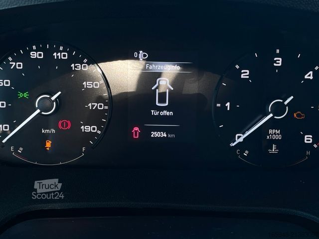 Półzintegrowany kamper ADRIA CORAL 670 SL AXESS | Top Gepflegt - Mietflotte