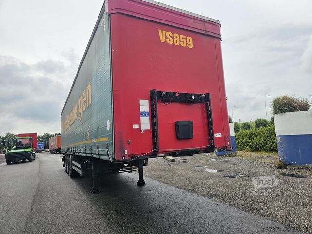 Strana so závesom Kögel SN 24 -SLIDING ROOF- COIL - SAF DISC.