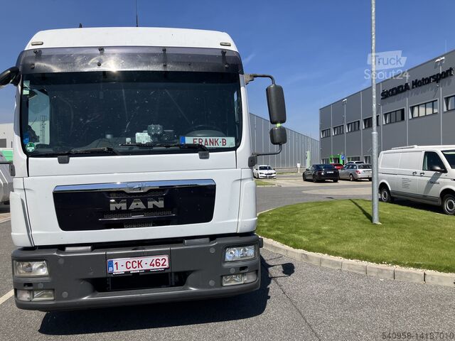 Autotransportator MAN TGL220