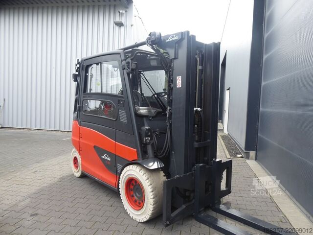 Челен мотокар Linde E50L-01/600 Containerfähig