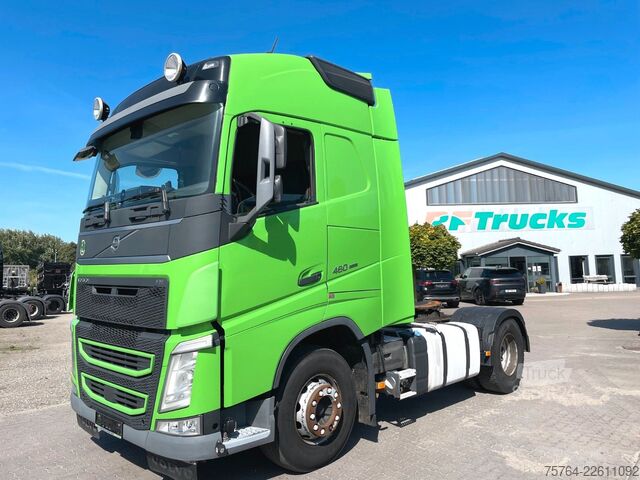 Standard SZM VOLVO FH 460 / 2 x Nebeantrieb / Globetrotter
