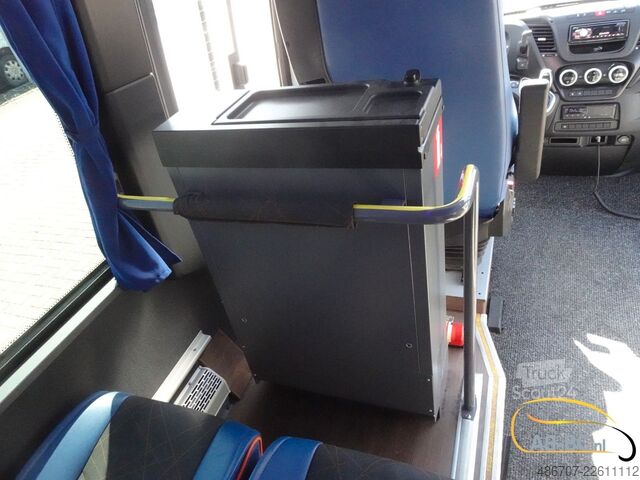 Autocar de turism IVECO Rosero First FLHI XL - 31 Sitze EURO 6