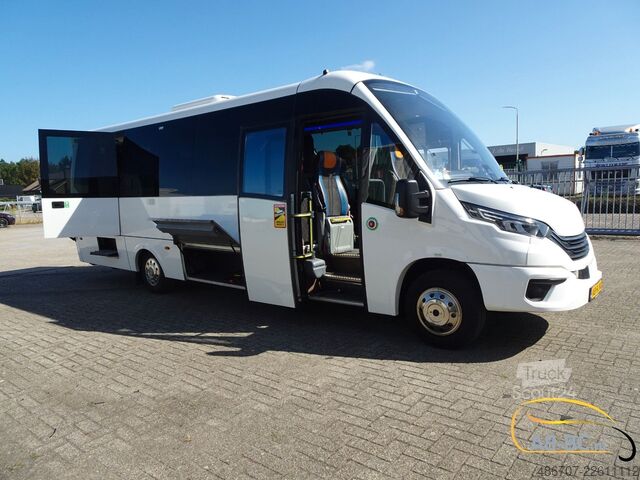 Autocar de turism IVECO Rosero First FLHI XL - 31 Sitze EURO 6