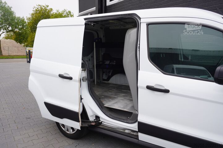 Yüksek tavanlı istasyon vagonu Ford Transit Connect 1.5 EcoBlue EURO 6 - Airco - Na...