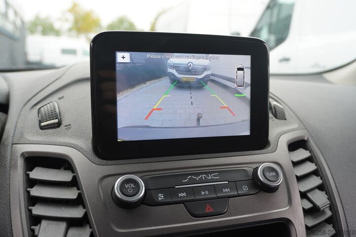 Yüksek tavanlı istasyon vagonu Ford Transit Connect 1.5 EcoBlue EURO 6 - Airco - Na...