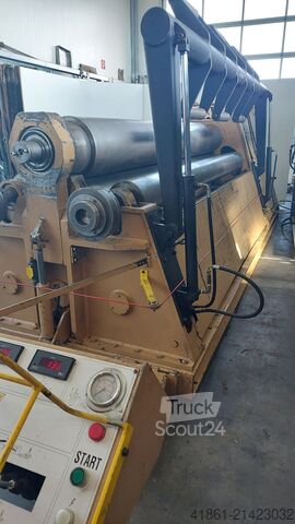 Hauschild Nutzfahrzeuge GmbH Hauschild Nutzfahrzeuge GmbH Hauschild Nutzfahrzeuge GmbH