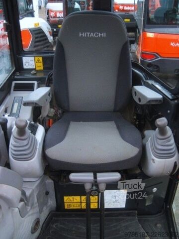 Mini-pelle HITACHI ZX48U-5A-CLR * 2x Löffel *