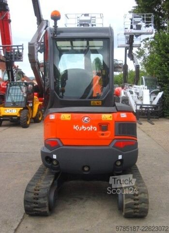 Mini-pelle KUBOTA U27-4