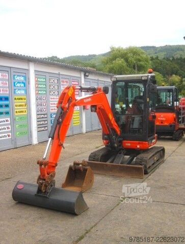 Mini-pelle KUBOTA U27-4