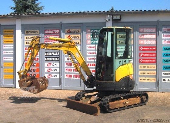 Mini bager YANMAR VIO 25-4