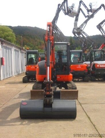 Mini-pelle KUBOTA U55-4 * 2x Löffel *