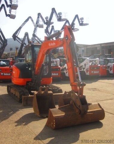 Mini-pelle KUBOTA U48-4 * 3x Löffel *
