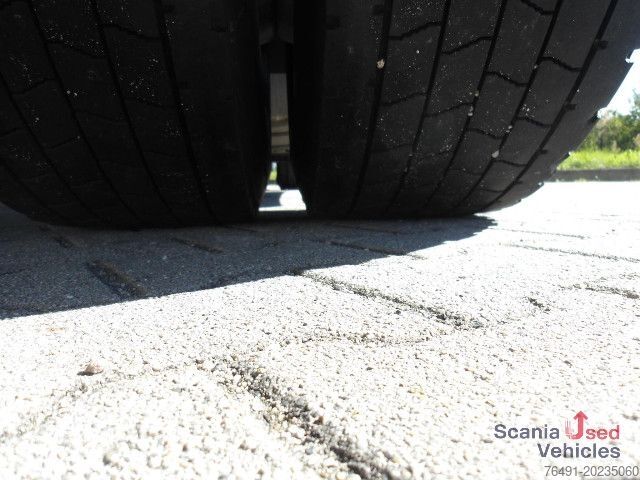 Standardni vlačilec Scania R 460 A4x2NA