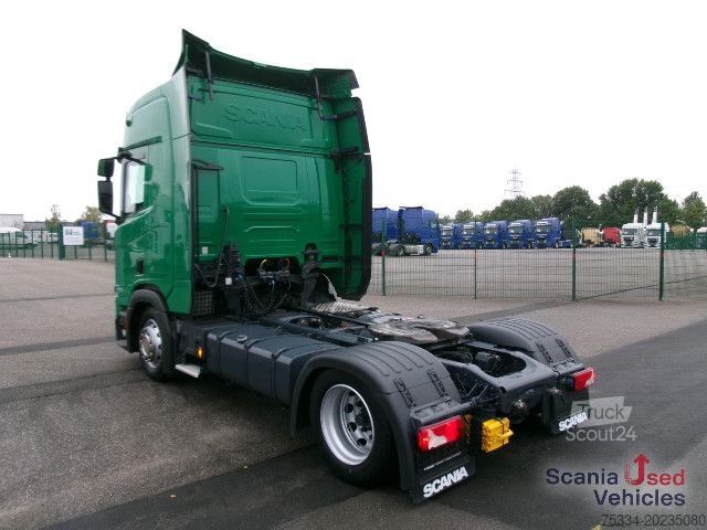 Ciągnik siodłowy typu volume Scania R 450 A4x2EB Mega Standklima 2 Tanks