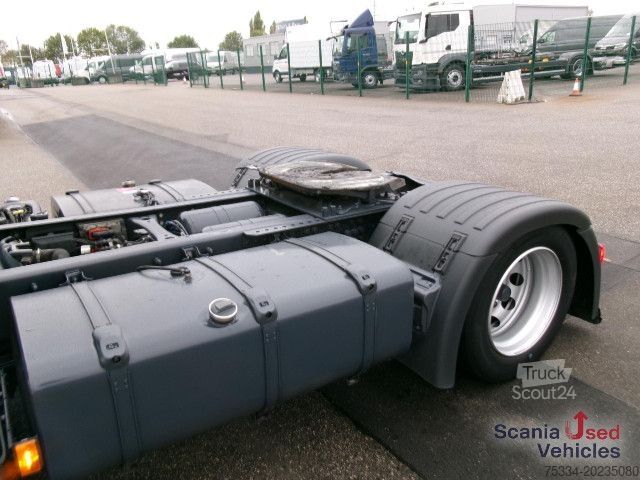 Ciągnik siodłowy typu volume Scania R 450 A4x2EB Mega Standklima 2 Tanks