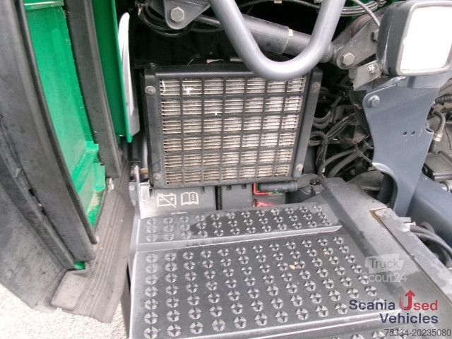 Ciągnik siodłowy typu volume Scania R 450 A4x2EB Mega Standklima 2 Tanks