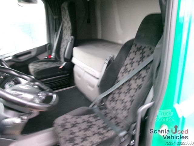 Ciągnik siodłowy typu volume Scania R 450 A4x2EB Mega Standklima 2 Tanks