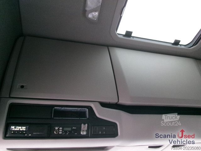 Ciągnik siodłowy typu volume Scania R 450 A4x2EB Mega Standklima 2 Tanks