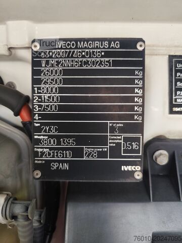 Volquete trilateral Iveco Stralis AD260S31