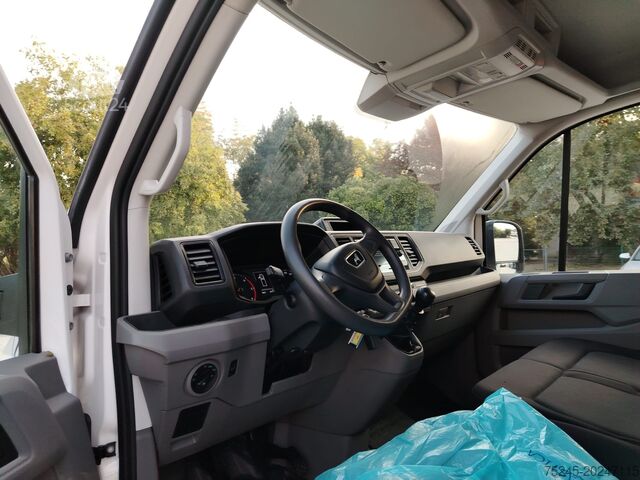 Furgoneta con lona corredera MAN TGE 3.180 2.0 CENTINA CON TELO