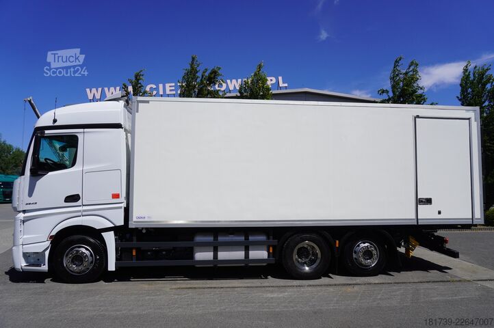 Soğutmalı kamyonlar Mercedes-Benz Actros 2542 / GIGA cabin / Thermoking