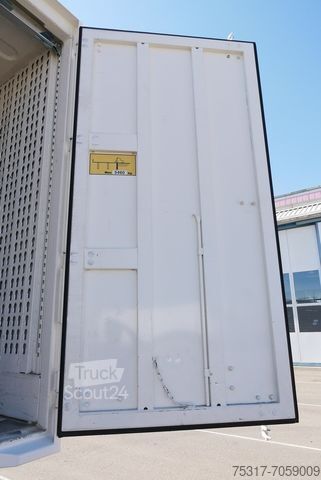Dėžės priekaba SCHMITZ CARGOBULL WKSTG 7,45 /STAHLKOFFER / TEXTIL / DOPPELSTOCK