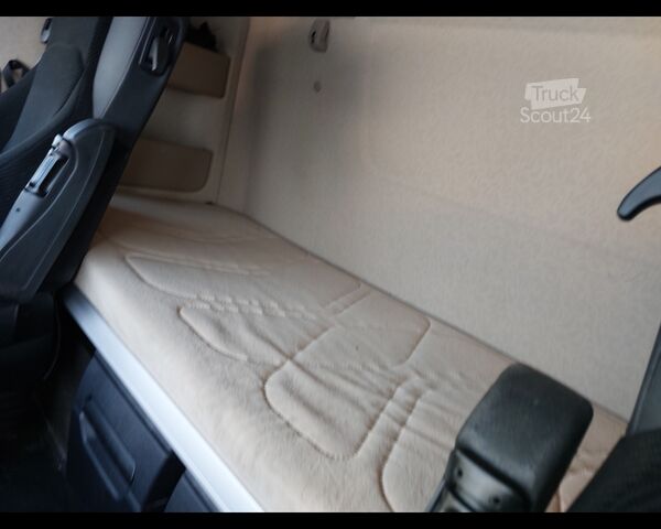 Trattore stradale standard MERCEDES-BENZ Actros L 18 4x2 - Actros L 1848 LS 4x2