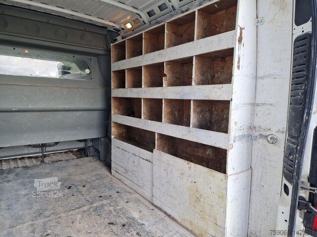 Furgon Peugeot Boxer