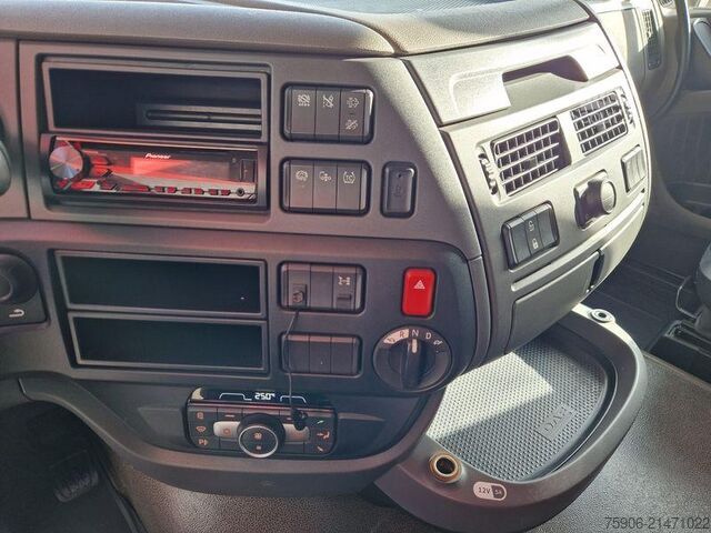 Standartinis vilkikas DAF XF