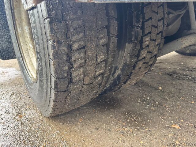 Laadplatform MAN TGL 12.210 **BELGIAN TRUCK-EURO 4-MANUAL GEARBOX**