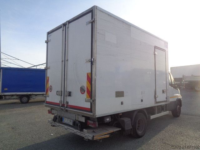 Koelwagen met geïsoleerde laadbak IVECO DAILY 60C15